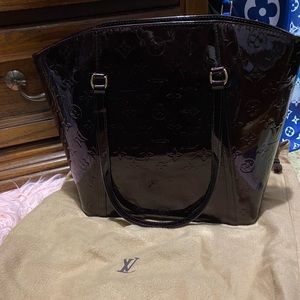 Louis Vuitton Avalon Tote Amarante